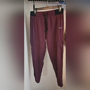 TLF Joggers size Large